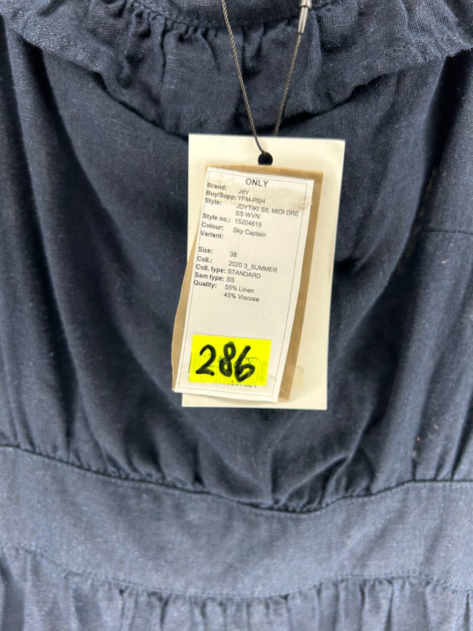 Midi Dress – Only – Maat 38 – Sky Captain