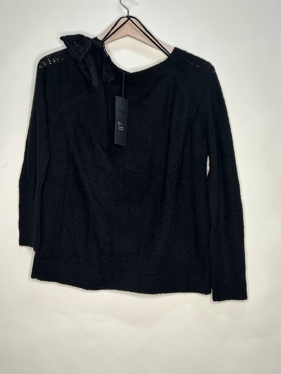 Pullove – Only – Maat M – Black