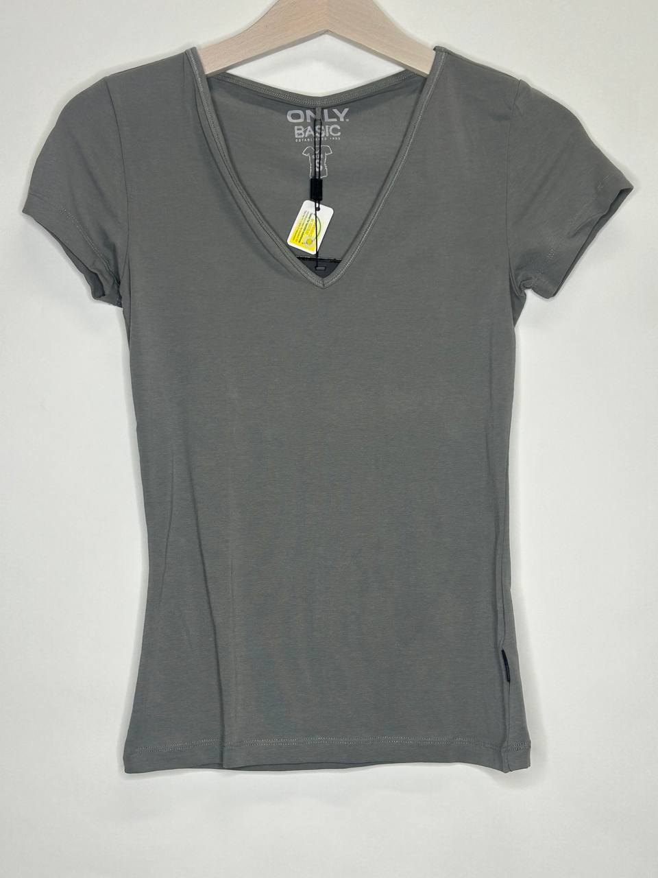 T-Shirts – Only – Maat S – Grijs