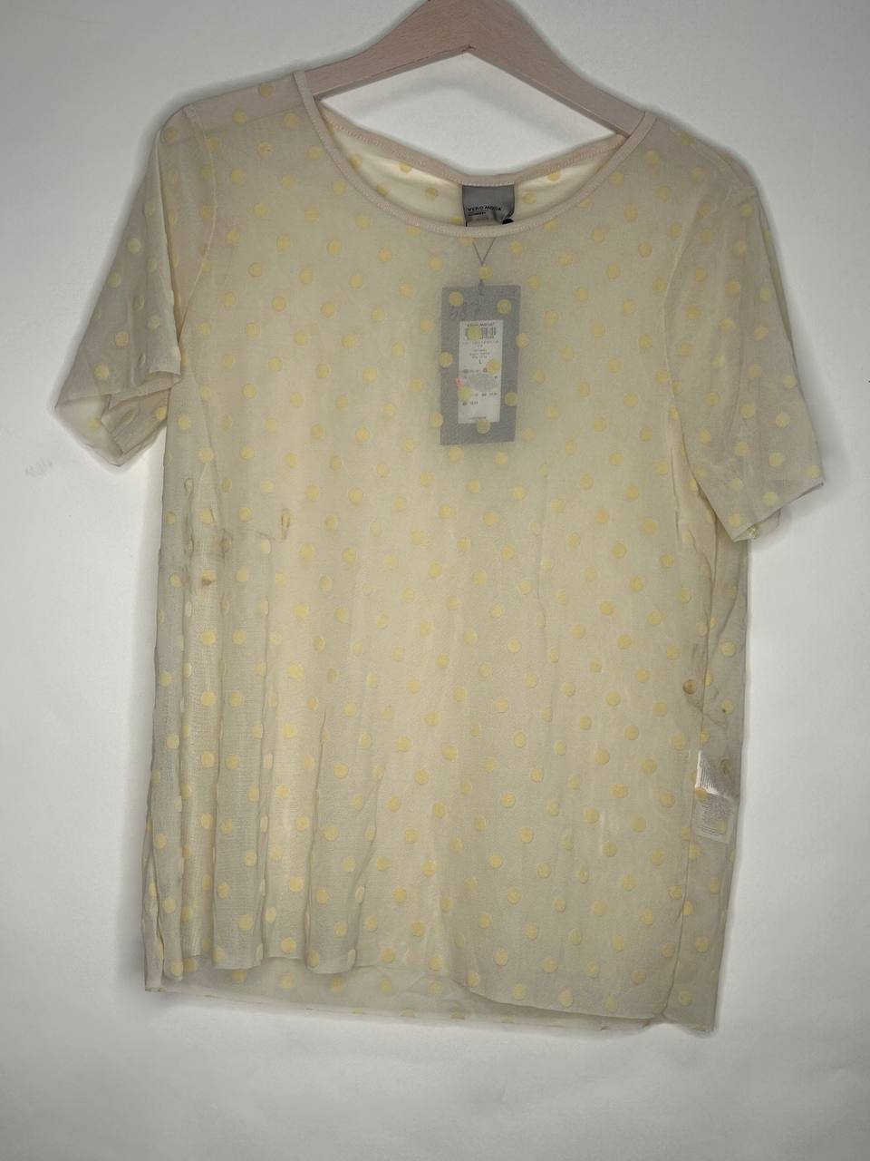 T-Shirts – Vero Moda – Maat L – Beige