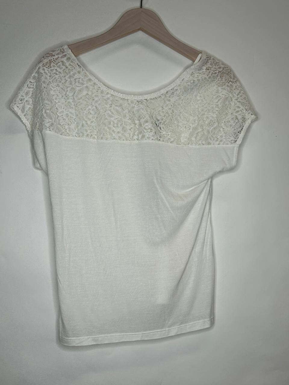 T-Shirts – Only – Maat M – Wit