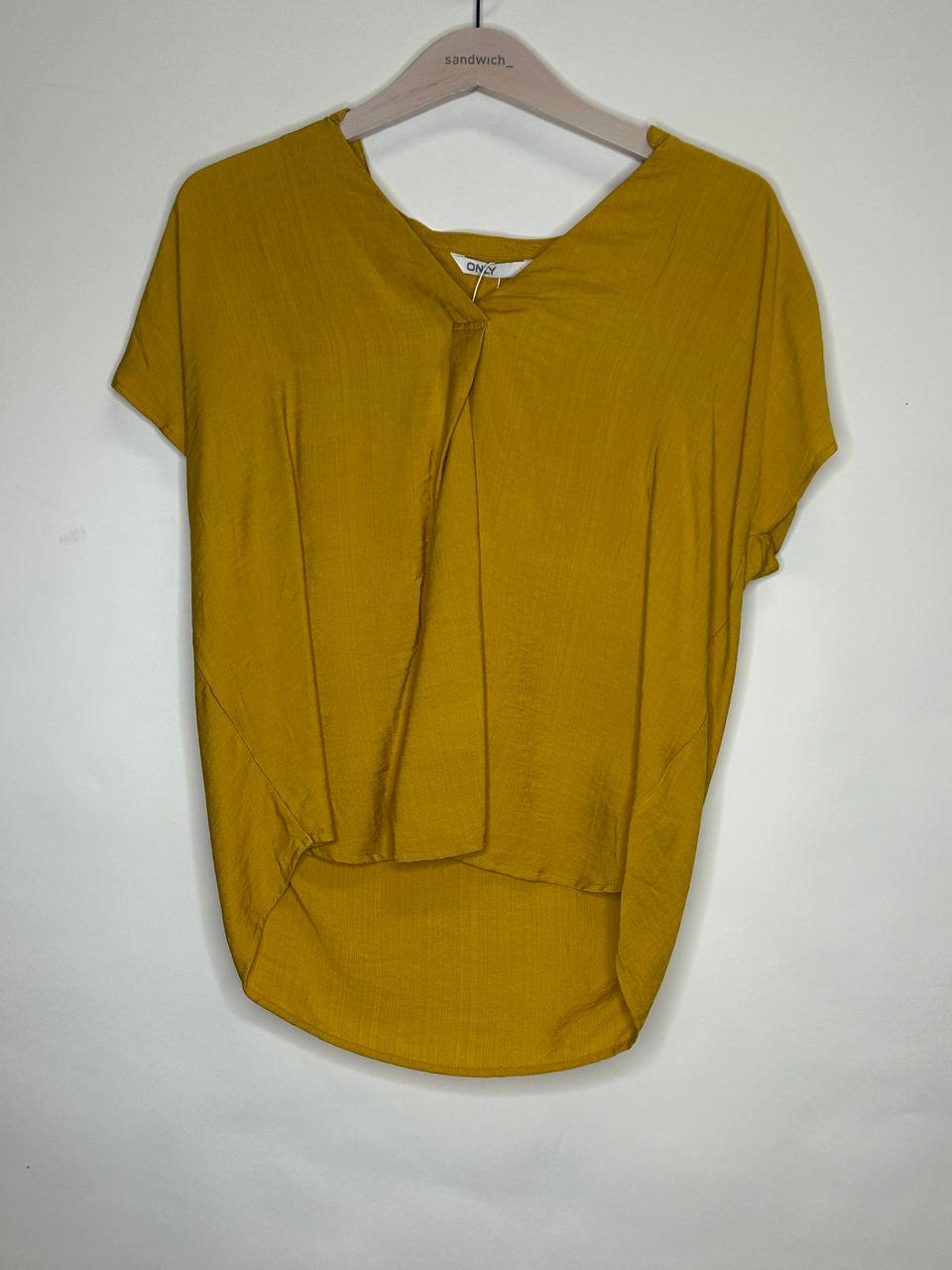 Topjes & Shirts – Only – Maat M – Geel