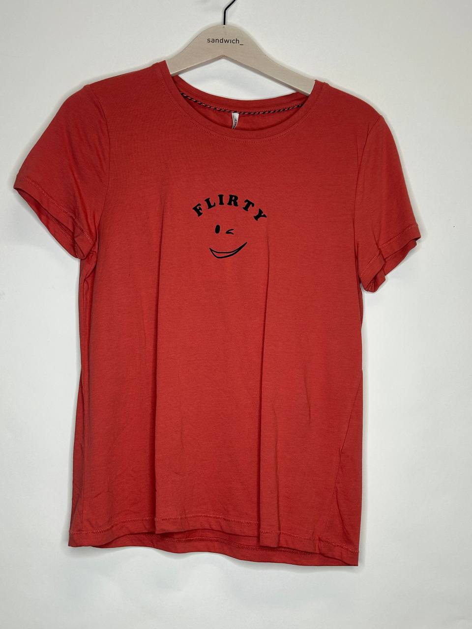 T-Shirts – Only – Maat M – Rood