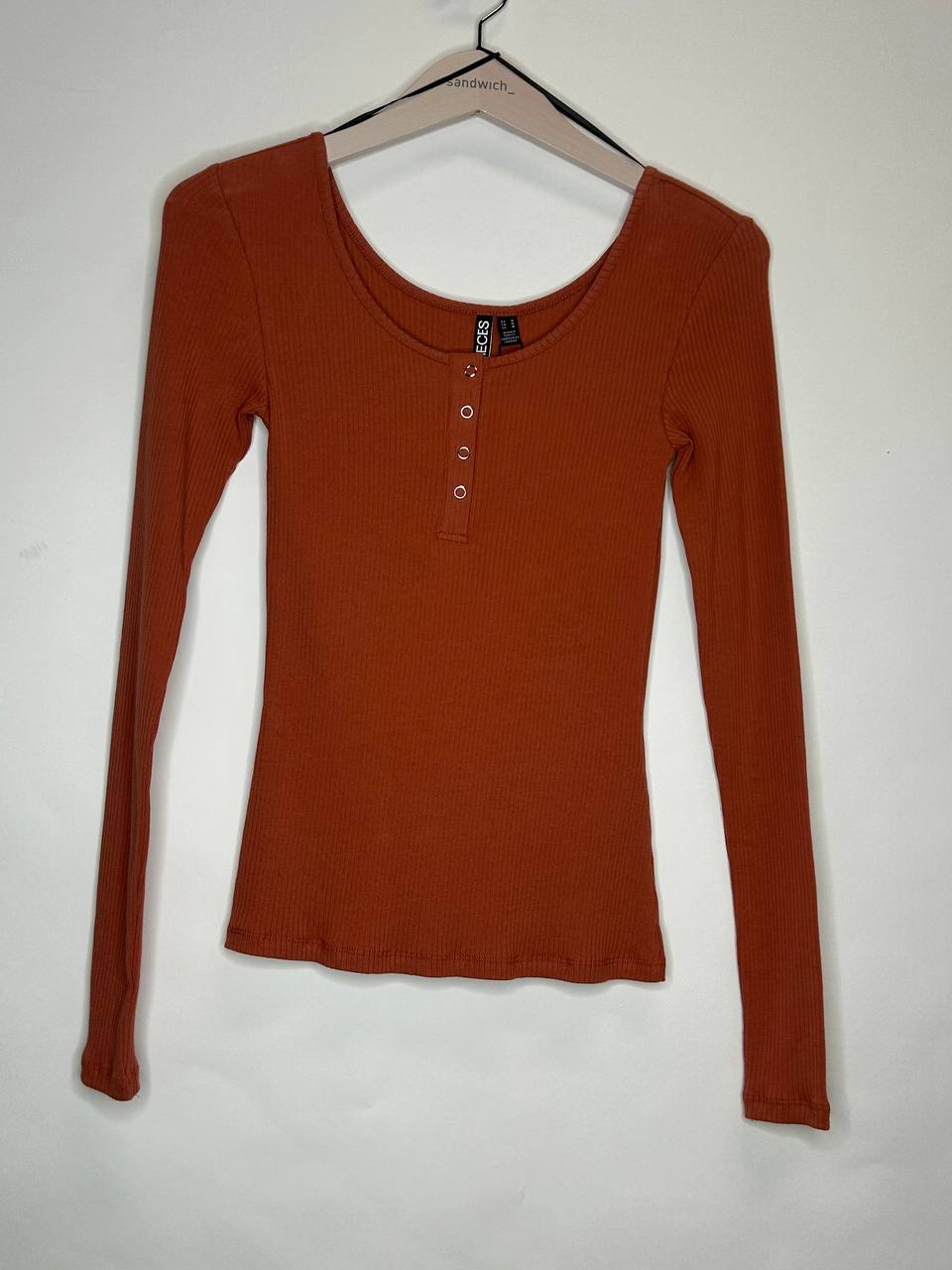 Longsleeves – Pieces – Maat M – Oranje