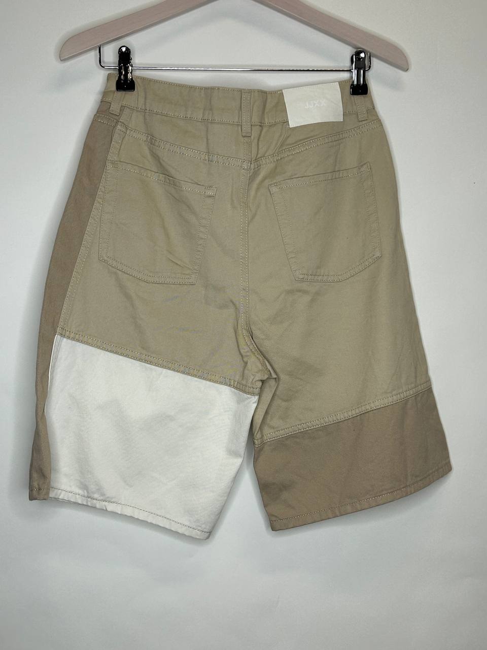 Korte broeken – Jack & Jones – Maat S – Beige