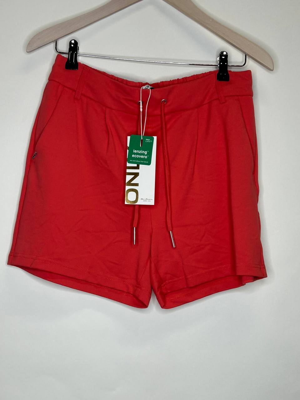 Korte broeken – Only – Maat M – Rood