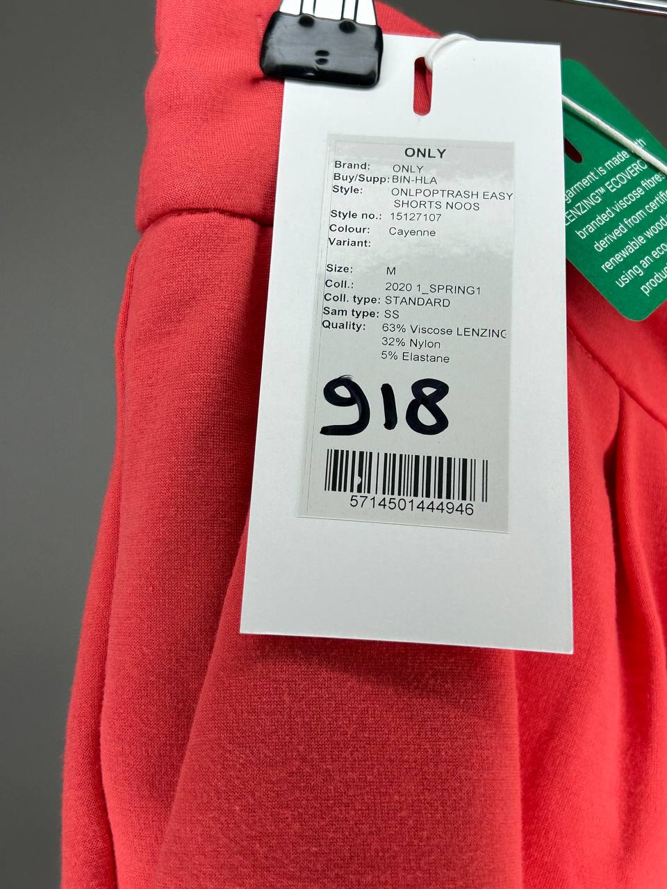 Korte broeken – Only – Maat M – Rood