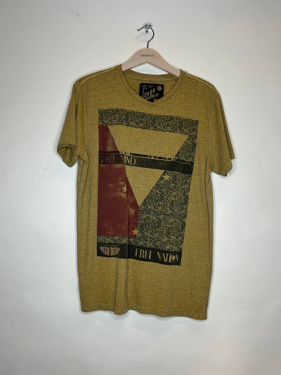 T-Shirts – Inego – Maat L – Geel