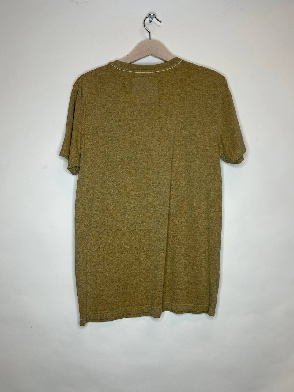 T-Shirts – Inego – Maat L – Geel