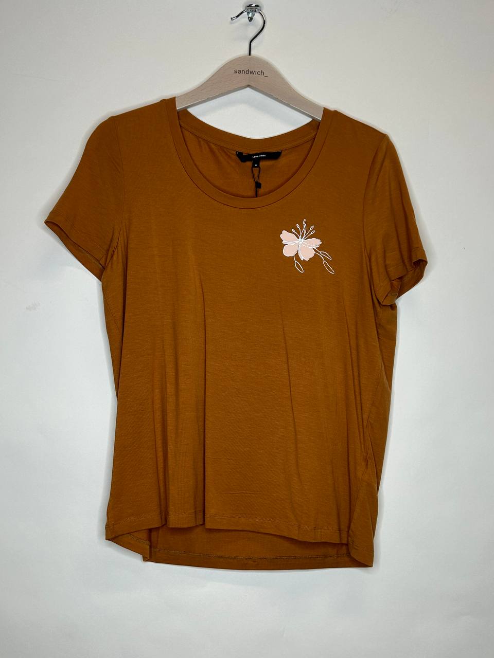 T-Shirts – Vero Moda – Maat M – Bruin