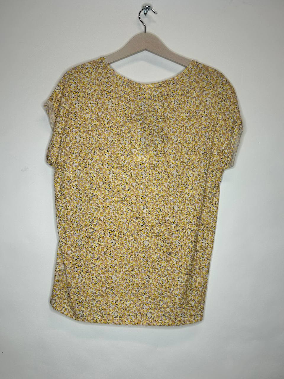 T-Shirts – Vero Moda – Maat M – Geel