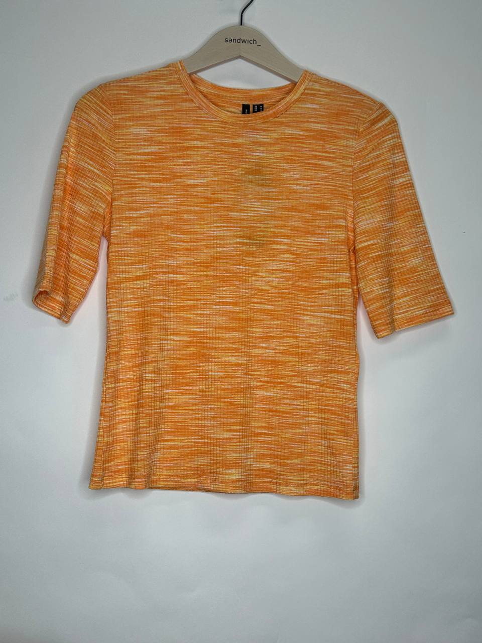 T-Shirts – Vero Moda – Maat M – Oranje