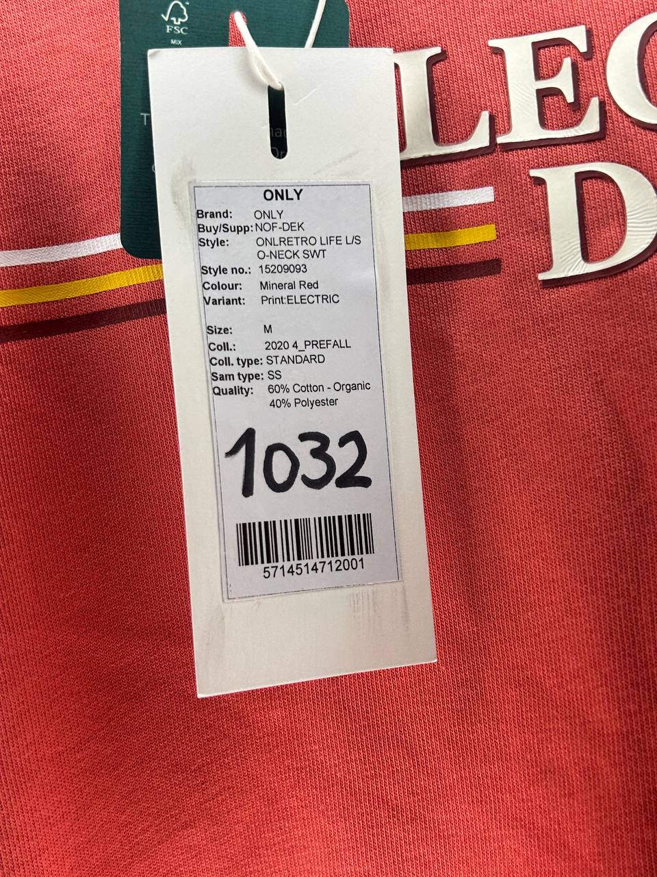 Hoodies & Sweatshirts – Only – Maat M – Rood