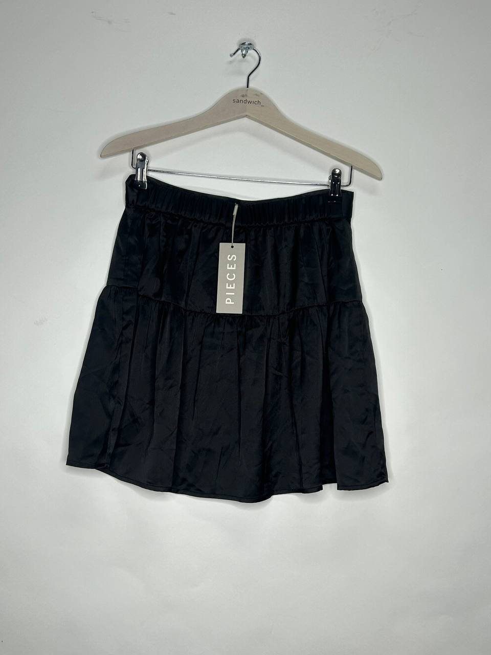 Korte rokken – Pieces – Maat M – Zwart