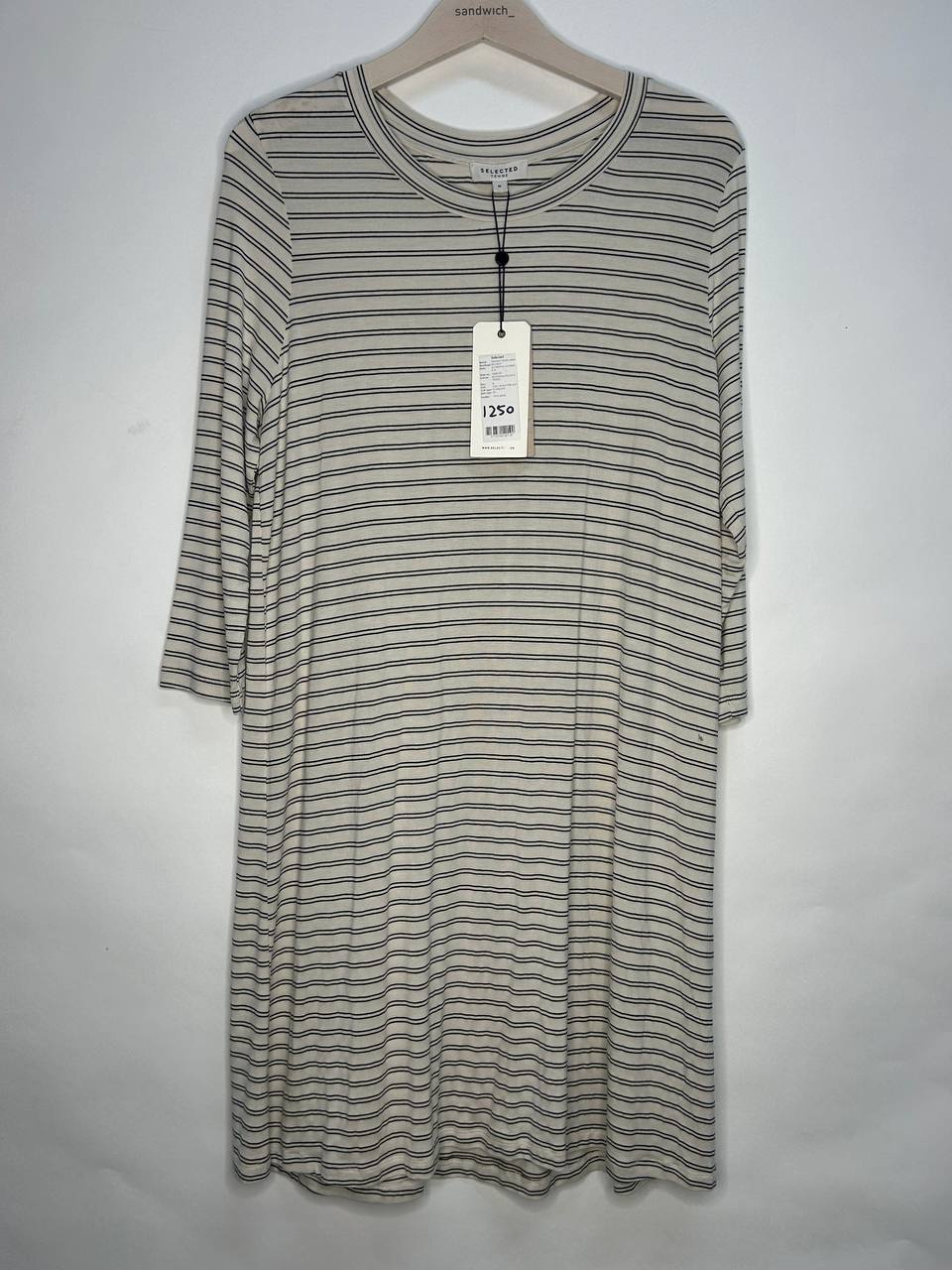 T-Shirts – Selected – Maat M – Beige