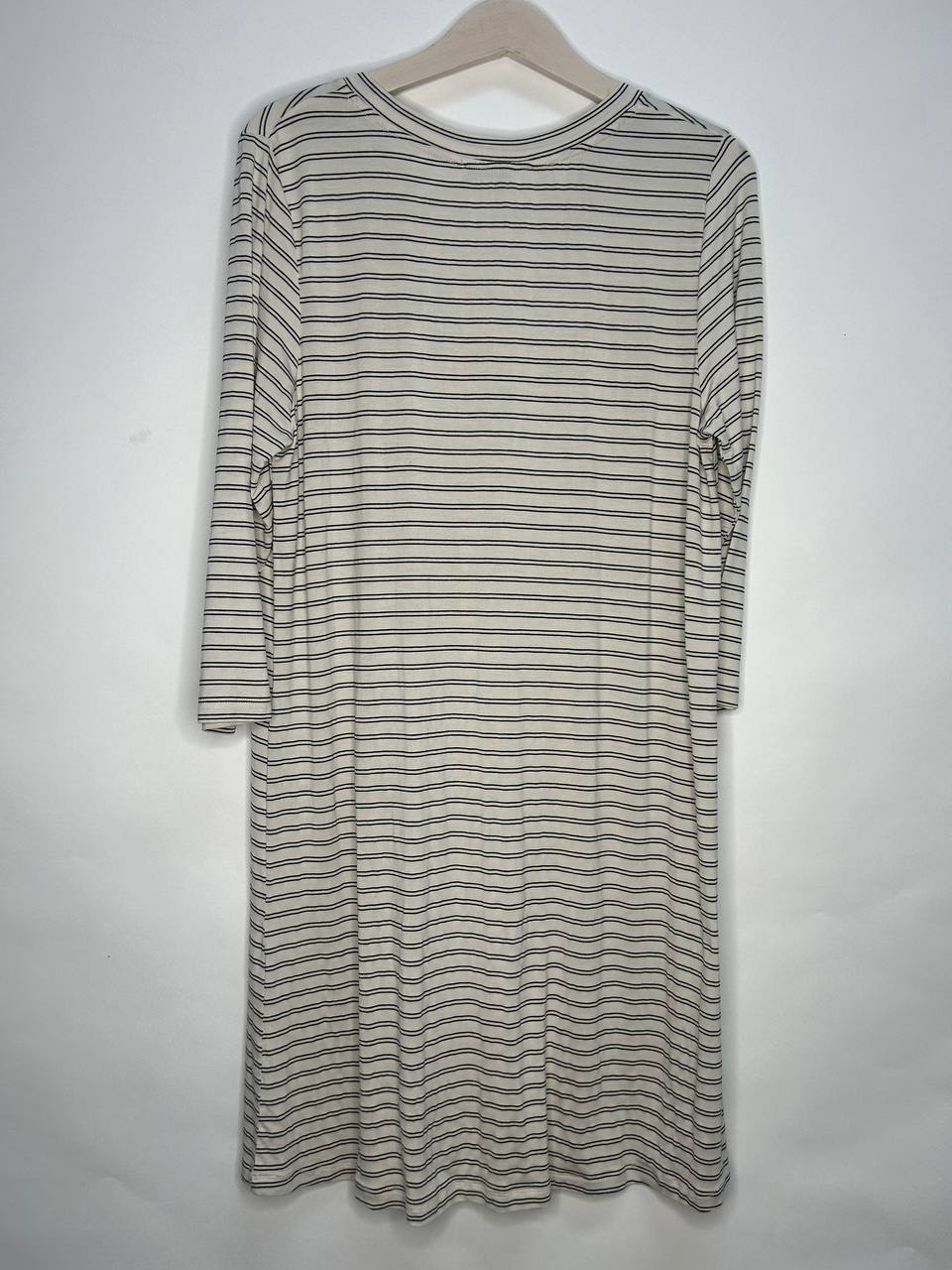 T-Shirts – Selected – Maat M – Beige