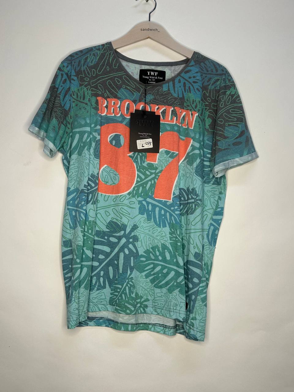 T-Shirts – Young Wild & Free – Maat L – Blauw