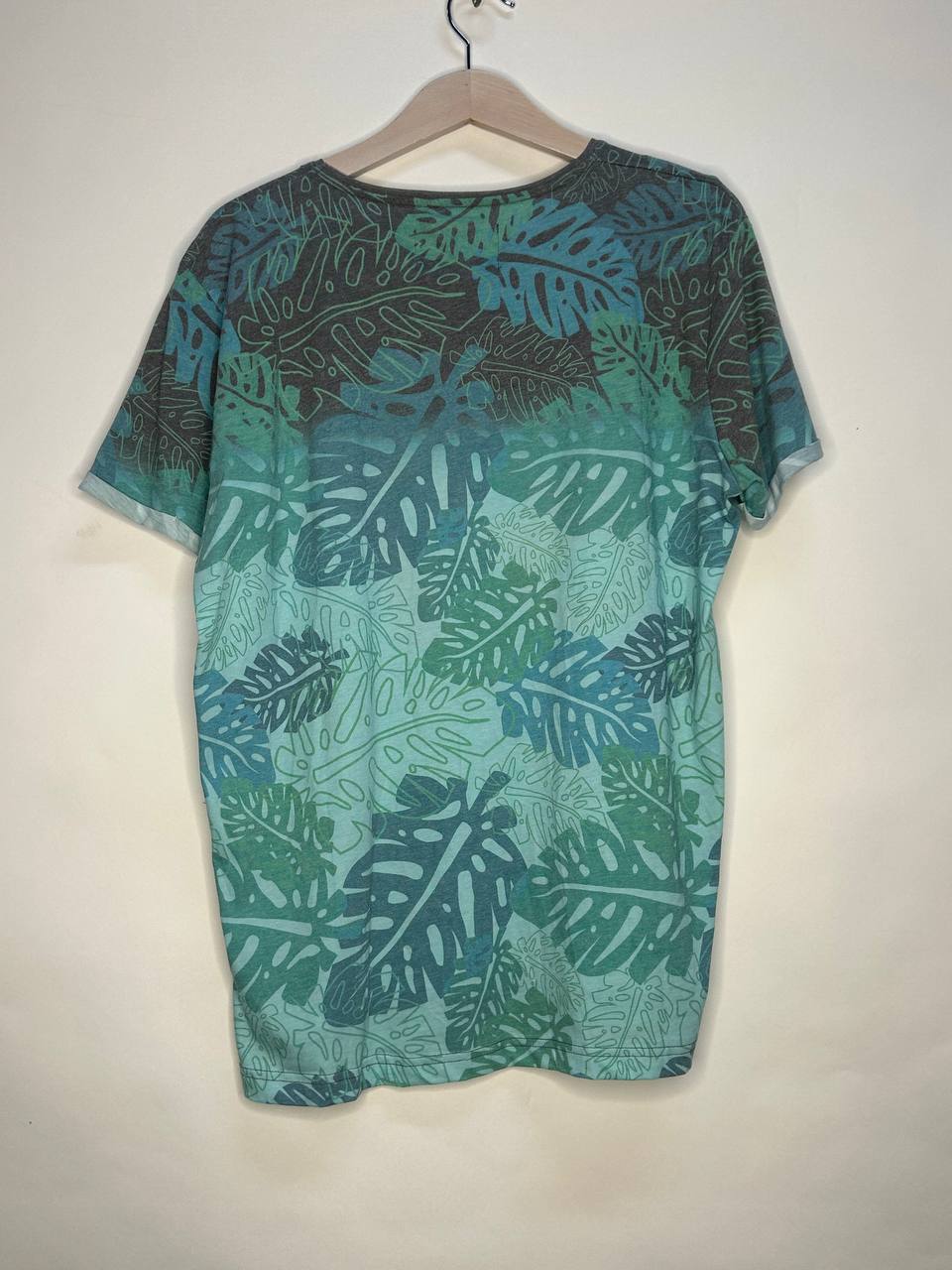 T-Shirts – Young Wild & Free – Maat L – Blauw