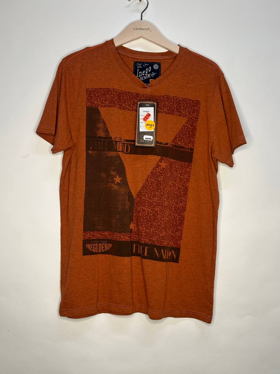 T-Shirts – Inego – Maat L – Oranje