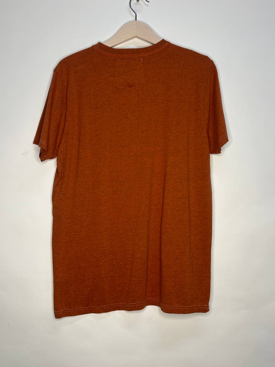 T-Shirts – Inego – Maat L – Oranje