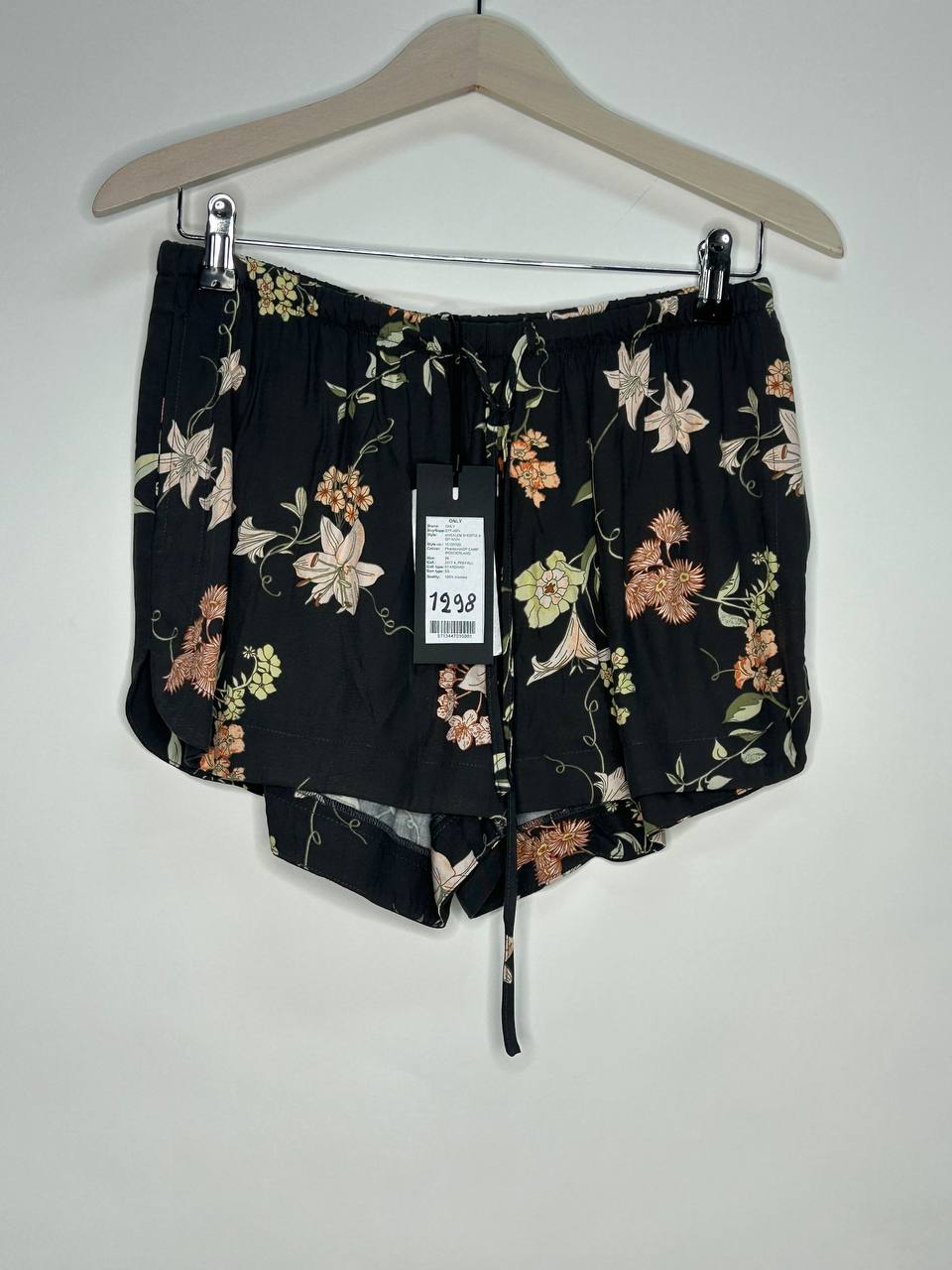 Korte broeken – Only – Maat 38 – Zwart