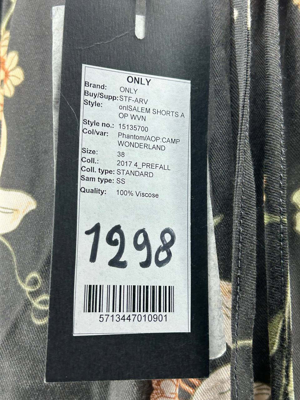 Korte broeken – Only – Maat 38 – Zwart