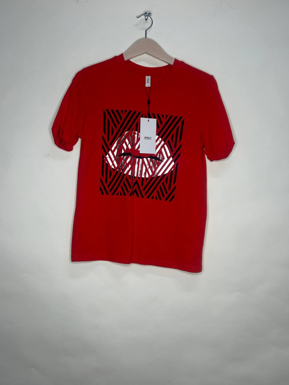 T-Shirts – Only – Maat S – Rood