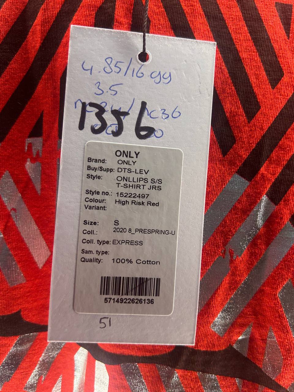 T-Shirts – Only – Maat S – Rood