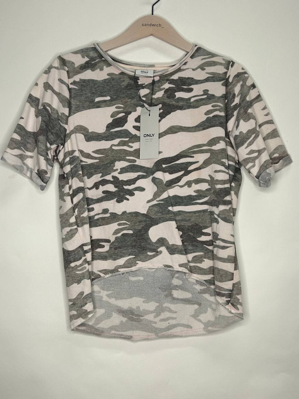 T-Shirts – Only – Maat M – Grijs