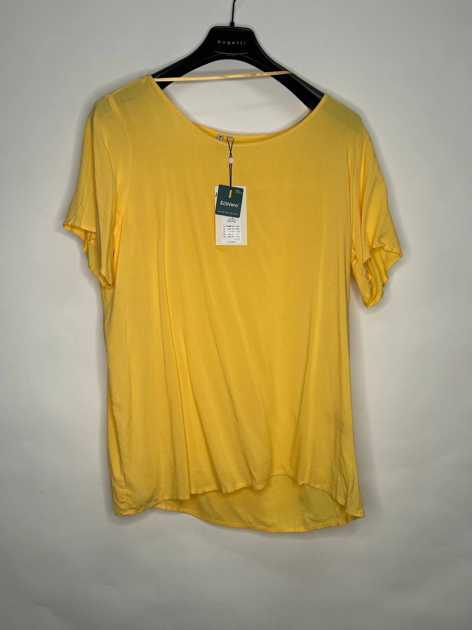 T-Shirts – Only Carmakoma – Maat Eu 44 – Geel