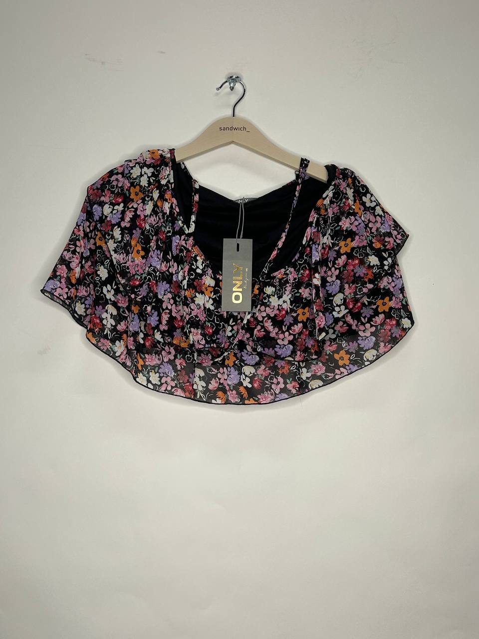 Topjes & Shirts – Only – Maat M – Zwart