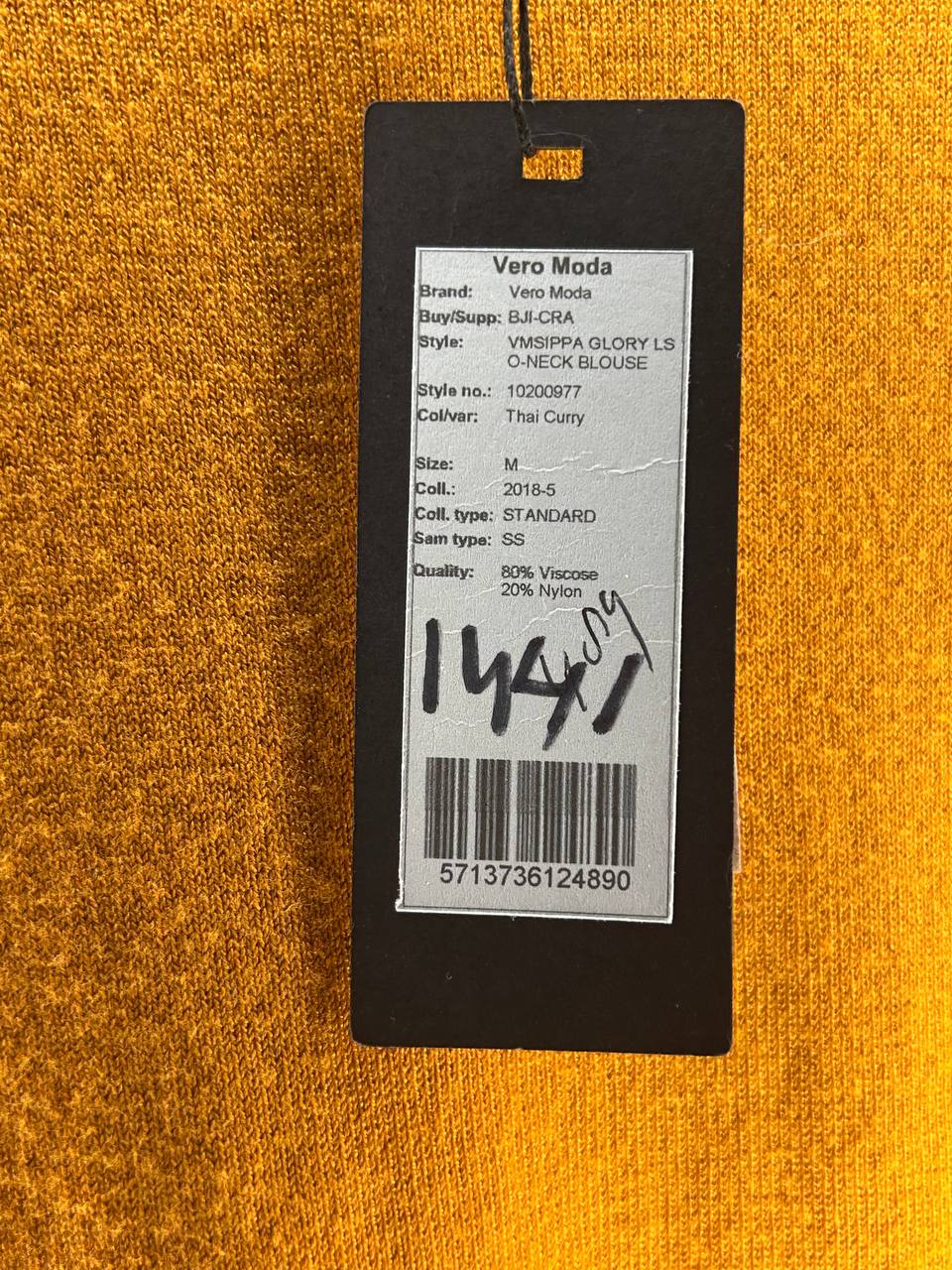 Sweaters – Vero Moda – Maat M – Oranje