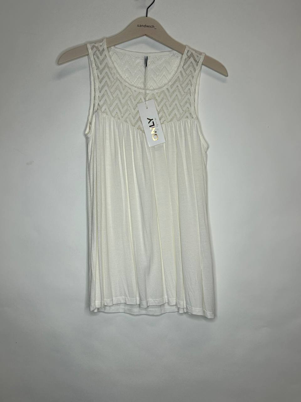 Mouwloze topjes – Only – Maat M – Wit